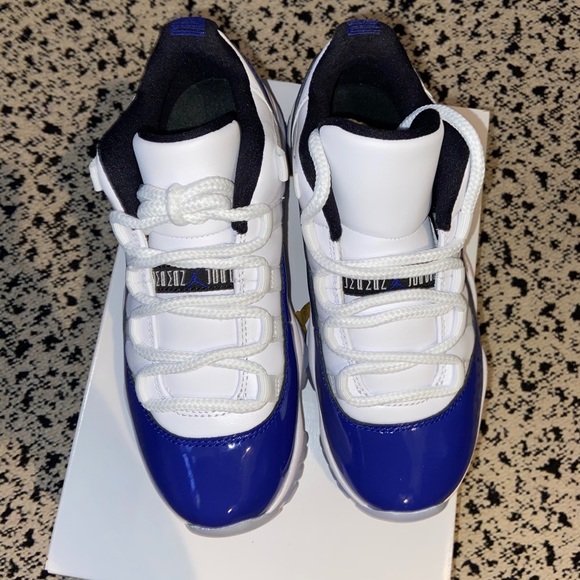 Brand New Air Jordan Retro 11 Low - Picture 4 of 12